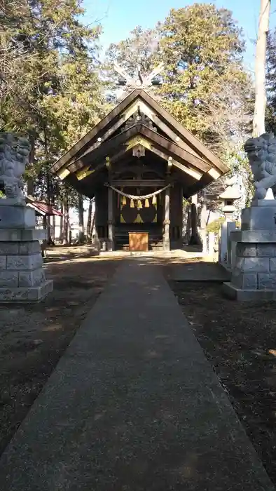 地神社の本殿