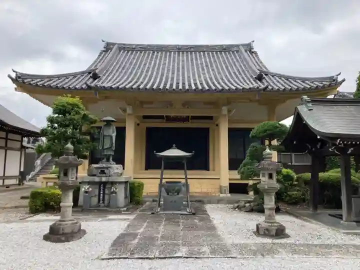 持明院の本殿・本堂