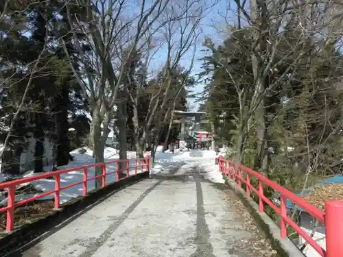 蠶養國神社の建物その他