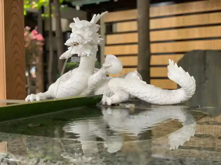 田無神社の手水舎