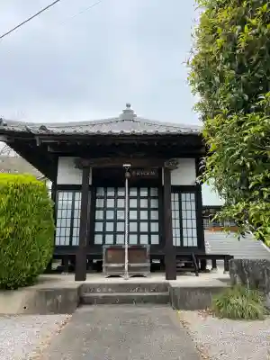 明鏡山龍雲寺の{uncategorized: "未分類", other: "その他", undefined: "問題あり", building: "その他建物", grave: "お墓", sacred_gate: "鳥居", guardian: "狛犬", statue: "像", buddha: "仏像", history: "歴史", nature: "自然", garden: "庭園", animal: "動物", pagoda: "塔", temizu: "手水舎", mountain_gate: "山門・神門", sanctuary: "本殿・本堂", subordinate: "末社・摂社", art: "芸術", scenery: "景色", jizo: "地蔵", ema: "絵馬", goshuin: "御朱印", omikuji: "おみくじ", items: "授与品その他", amulet: "お守り", goshuincho: "御朱印帳", eats: "食事", festival: "お祭り", votive_dance: "神楽", shichigosan: "七五三参", wedding: "結婚式", experience: "体験その他", initially: "初詣", around: "周辺", anti_infection: "感染症対策"}