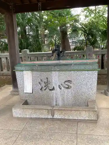 大泉氷川神社の手水舎