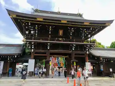 真清田神社の山門・神門