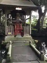 泉神社の末社