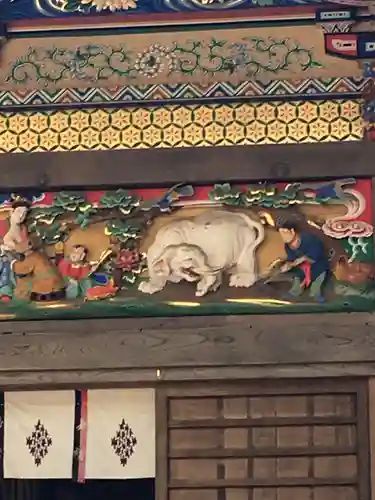 宝登山神社の芸術