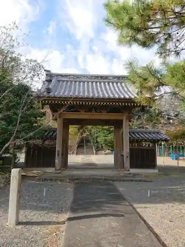 満勝寺の山門