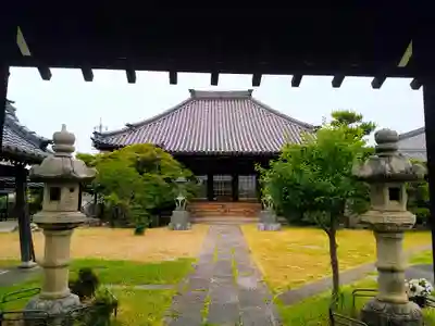 浄泉寺の本殿・本堂