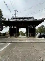 日岡神社の山門