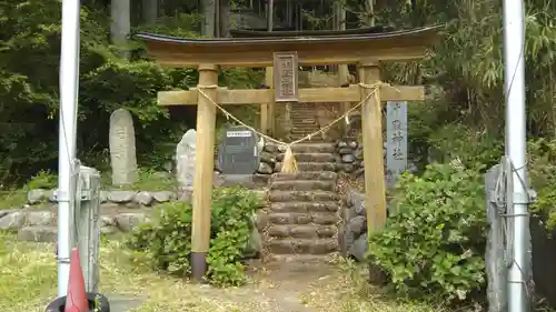 十殿神社の鳥居