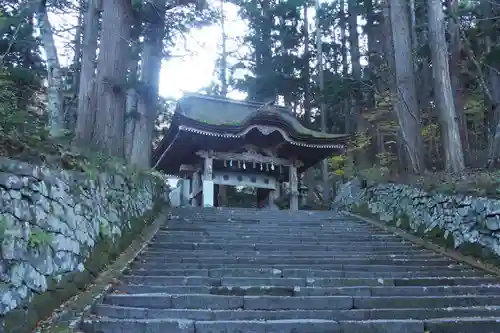 大神山神社奥宮の山門・神門