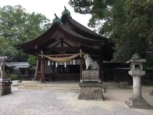 知立神社の本殿