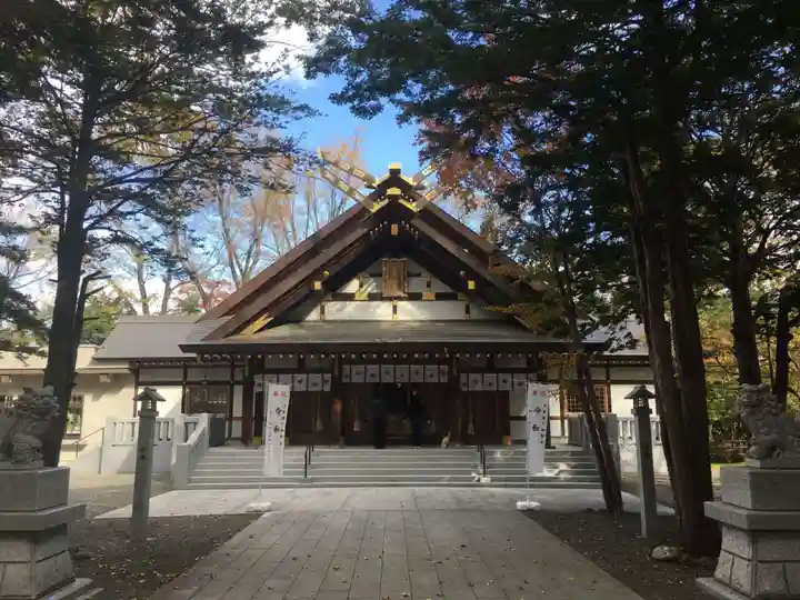 新琴似神社の本殿・本堂