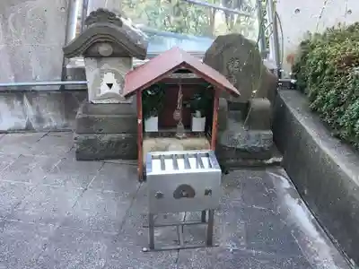 北谷稲荷神社の末社・摂社