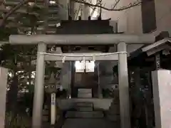 第六天社の鳥居