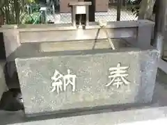 藤神稲荷神社の手水