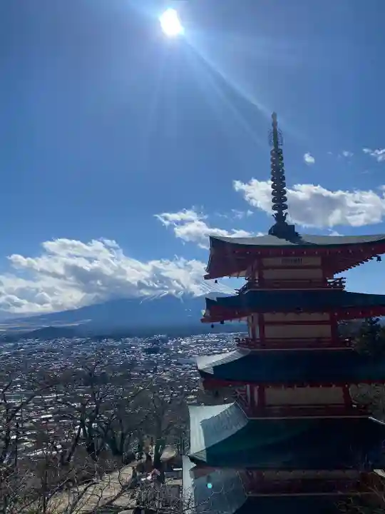 新倉富士浅間神社(山梨県)