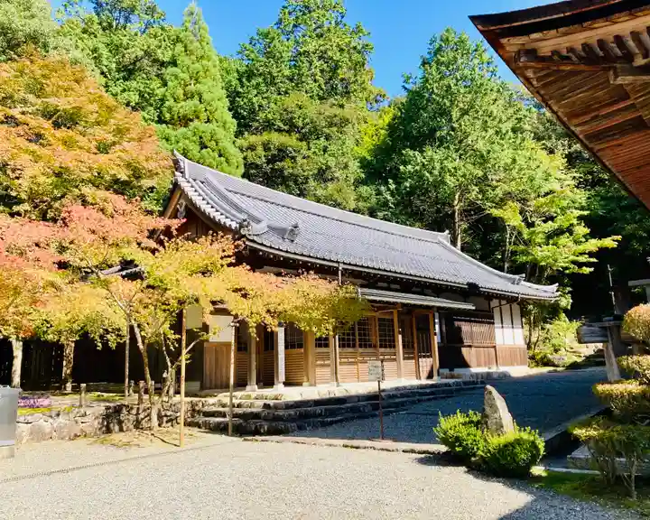 西明寺の本殿・本堂