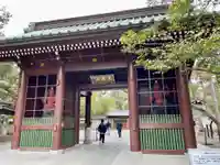 高徳院の山門・神門