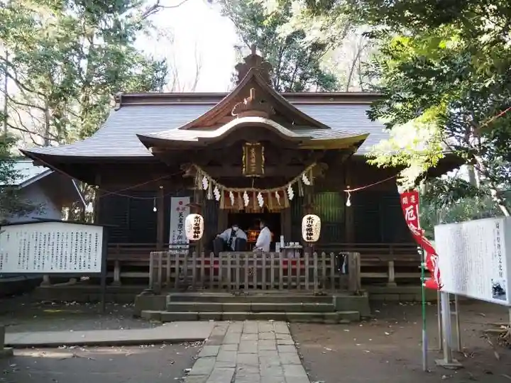 氷川女體神社の本殿・本堂