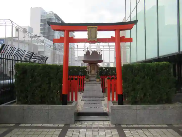 南海稲荷大明神の鳥居