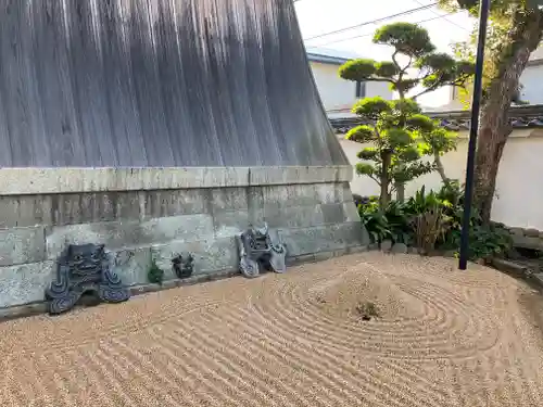 慶雲寺の庭園