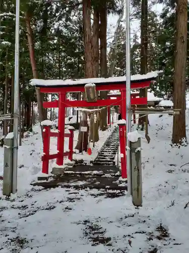 藤沢稲荷神社の鳥居