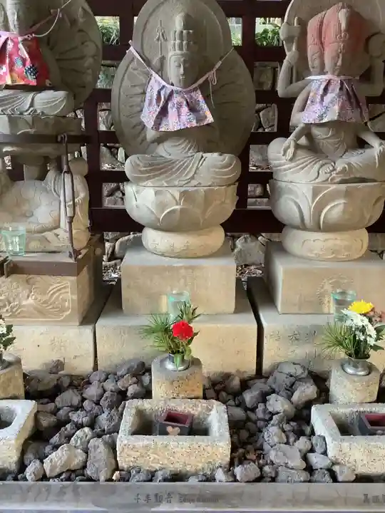 八事山 興正寺の仏像