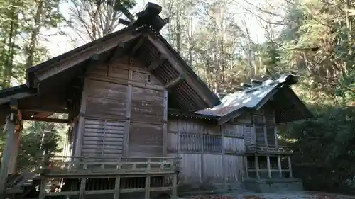 諏訪神社の本殿・本堂