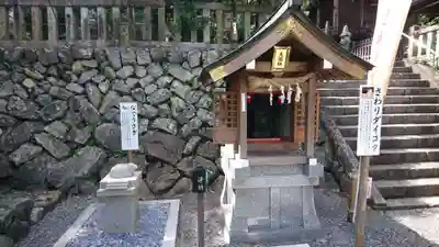 三輪神社の末社・摂社