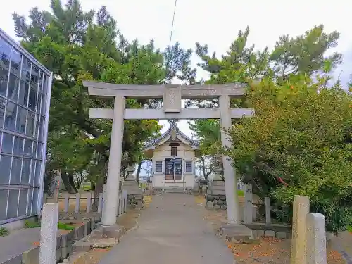 神明社（鍋平神明社）の鳥居