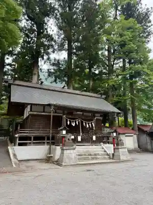 奥氷川神社の{uncategorized: "未分類", other: "その他", undefined: "問題あり", building: "その他建物", grave: "お墓", sacred_gate: "鳥居", guardian: "狛犬", statue: "像", buddha: "仏像", history: "歴史", nature: "自然", garden: "庭園", animal: "動物", pagoda: "塔", temizu: "手水舎", mountain_gate: "山門・神門", sanctuary: "本殿・本堂", subordinate: "末社・摂社", art: "芸術", scenery: "景色", jizo: "地蔵", ema: "絵馬", goshuin: "御朱印", omikuji: "おみくじ", items: "授与品その他", amulet: "お守り", goshuincho: "御朱印帳", eats: "食事", festival: "お祭り", votive_dance: "神楽", shichigosan: "七五三参", wedding: "結婚式", experience: "体験その他", initially: "初詣", around: "周辺", anti_infection: "感染症対策"}