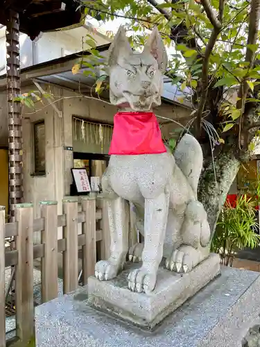 飛木稲荷神社の狛犬