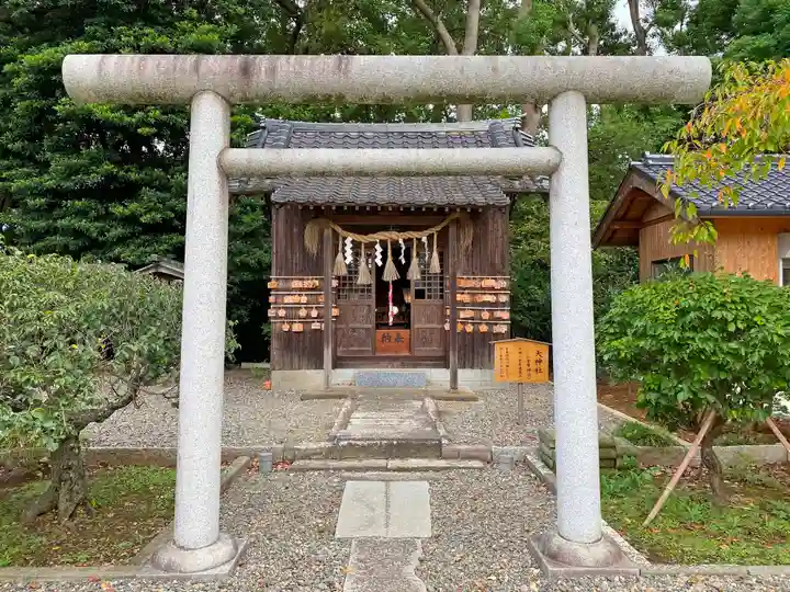 姉埼神社の末社・摂社