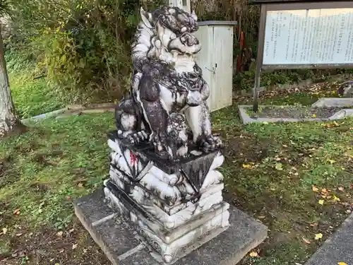 諏訪神社の狛犬