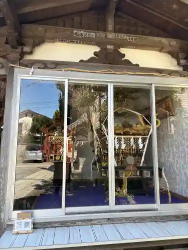 蛭子神社の{uncategorized: "未分類", other: "その他", undefined: "問題あり", building: "その他建物", grave: "お墓", sacred_gate: "鳥居", guardian: "狛犬", statue: "像", buddha: "仏像", history: "歴史", nature: "自然", garden: "庭園", animal: "動物", pagoda: "塔", temizu: "手水舎", mountain_gate: "山門・神門", sanctuary: "本殿・本堂", subordinate: "末社・摂社", art: "芸術", scenery: "景色", jizo: "地蔵", ema: "絵馬", goshuin: "御朱印", omikuji: "おみくじ", items: "授与品その他", amulet: "お守り", goshuincho: "御朱印帳", eats: "食事", festival: "お祭り", votive_dance: "神楽", shichigosan: "七五三参", wedding: "結婚式", experience: "体験その他", initially: "初詣", around: "周辺", anti_infection: "感染症対策"}