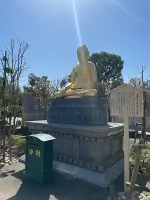 川崎大師(平間寺)の{uncategorized: "未分類", other: "その他", undefined: "問題あり", building: "その他建物", grave: "お墓", sacred_gate: "鳥居", guardian: "狛犬", statue: "像", buddha: "仏像", history: "歴史", nature: "自然", garden: "庭園", animal: "動物", pagoda: "塔", temizu: "手水舎", mountain_gate: "山門・神門", sanctuary: "本殿・本堂", subordinate: "末社・摂社", art: "芸術", scenery: "景色", jizo: "地蔵", ema: "絵馬", goshuin: "御朱印", omikuji: "おみくじ", items: "授与品その他", amulet: "お守り", goshuincho: "御朱印帳", eats: "食事", festival: "お祭り", votive_dance: "神楽", shichigosan: "七五三参", wedding: "結婚式", experience: "体験その他", initially: "初詣", around: "周辺", anti_infection: "感染症対策"}