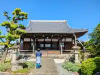 泉竜寺の本殿・本堂