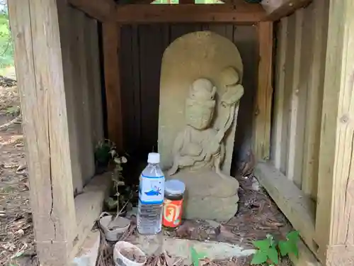 龜山神社の仏像