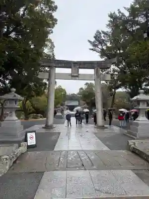 宗像大社の{uncategorized: "未分類", other: "その他", undefined: "問題あり", building: "その他建物", grave: "お墓", sacred_gate: "鳥居", guardian: "狛犬", statue: "像", buddha: "仏像", history: "歴史", nature: "自然", garden: "庭園", animal: "動物", pagoda: "塔", temizu: "手水舎", mountain_gate: "山門・神門", sanctuary: "本殿・本堂", subordinate: "末社・摂社", art: "芸術", scenery: "景色", jizo: "地蔵", ema: "絵馬", goshuin: "御朱印", omikuji: "おみくじ", items: "授与品その他", amulet: "お守り", goshuincho: "御朱印帳", eats: "食事", festival: "お祭り", votive_dance: "神楽", shichigosan: "七五三参", wedding: "結婚式", experience: "体験その他", initially: "初詣", around: "周辺", anti_infection: "感染症対策"}