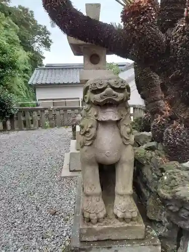 叶神社 (西叶神社)の狛犬