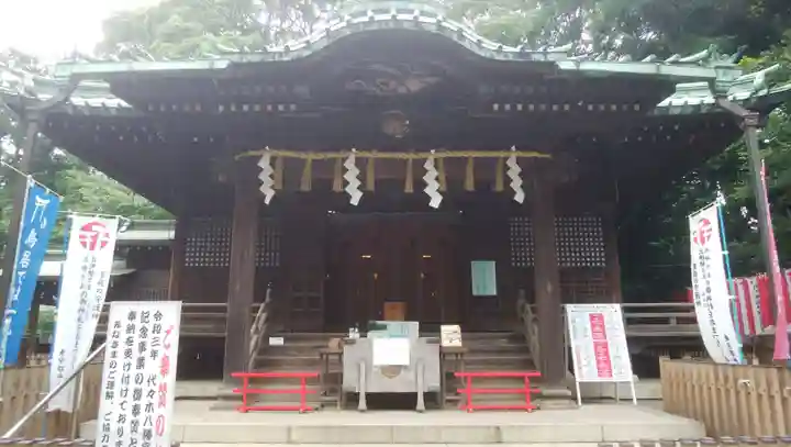 代々木八幡宮の本殿・本堂