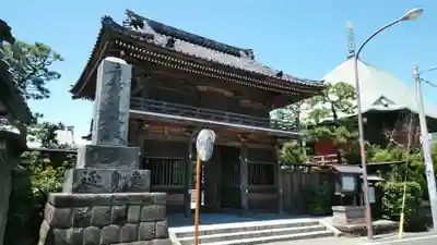 本覚寺の山門・神門