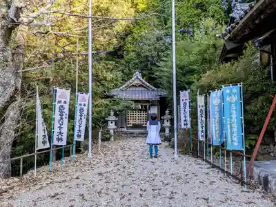 曽野稲荷神社の本殿・本堂