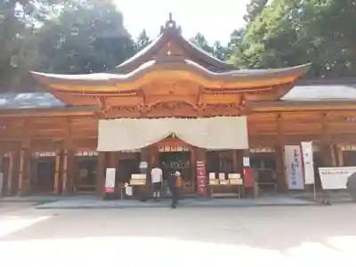 穂高神社本宮の本殿・本堂