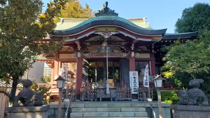 千住本氷川神社の本殿・本堂