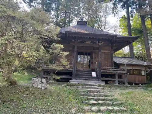 中尊寺の本殿・本堂