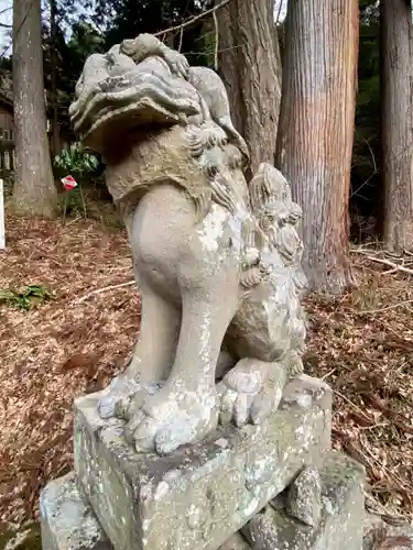 齋神社の狛犬