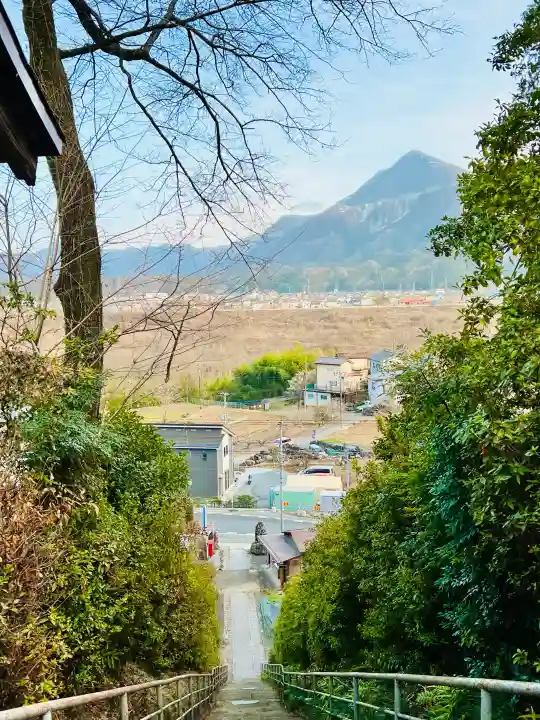 法泉寺の{uncategorized: "未分類", other: "その他", undefined: "問題あり", building: "その他建物", grave: "お墓", sacred_gate: "鳥居", guardian: "狛犬", statue: "像", buddha: "仏像", history: "歴史", nature: "自然", garden: "庭園", animal: "動物", pagoda: "塔", temizu: "手水舎", mountain_gate: "山門・神門", sanctuary: "本殿・本堂", subordinate: "末社・摂社", art: "芸術", scenery: "景色", jizo: "地蔵", ema: "絵馬", goshuin: "御朱印", omikuji: "おみくじ", items: "授与品その他", amulet: "お守り", goshuincho: "御朱印帳", eats: "食事", festival: "お祭り", votive_dance: "神楽", shichigosan: "七五三参", wedding: "結婚式", experience: "体験その他", initially: "初詣", around: "周辺", anti_infection: "感染症対策"}
