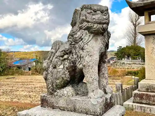 岡崎八幡宮の狛犬