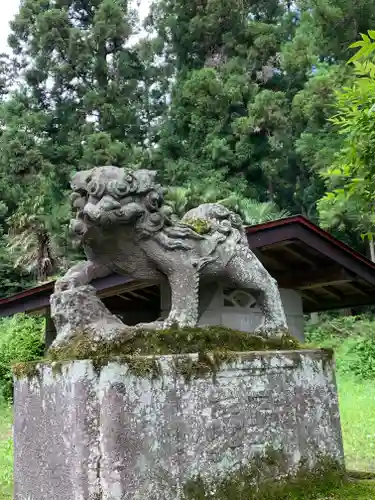 上宮神社の狛犬